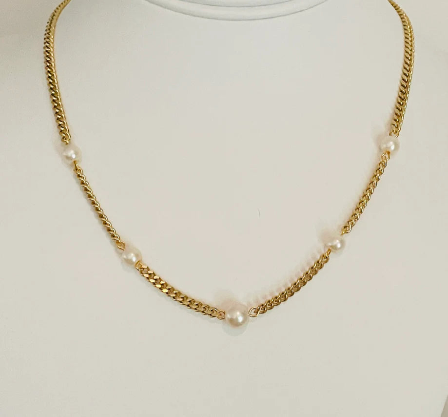 The Elyse Necklace