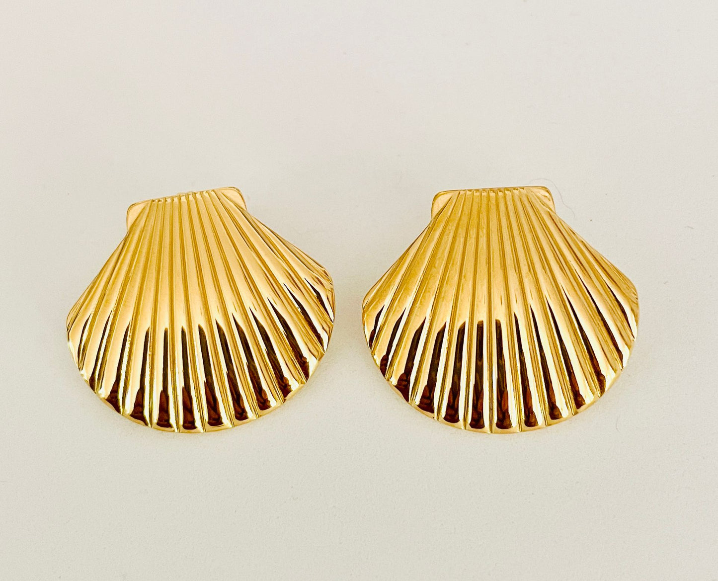 Alana Shell Earrings
