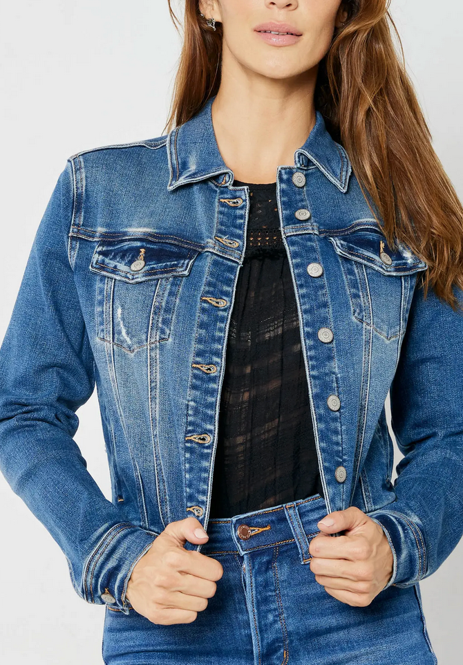 Szie Inclusive: Judy Blue Denim Jacket!!