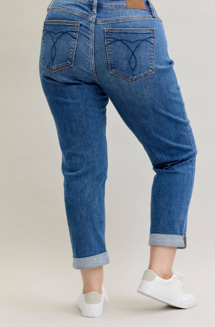Judy Blue: Classic Cuffed BF