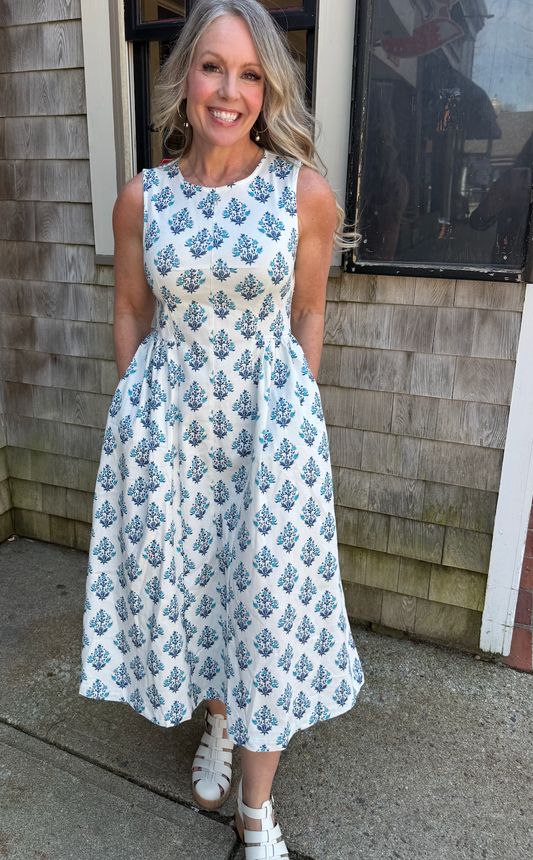 The Coastal Cutie Maxi