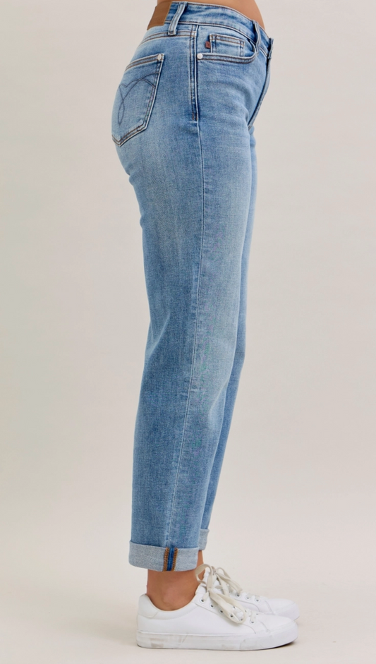 Judy Blue: Classic Cuffed BF