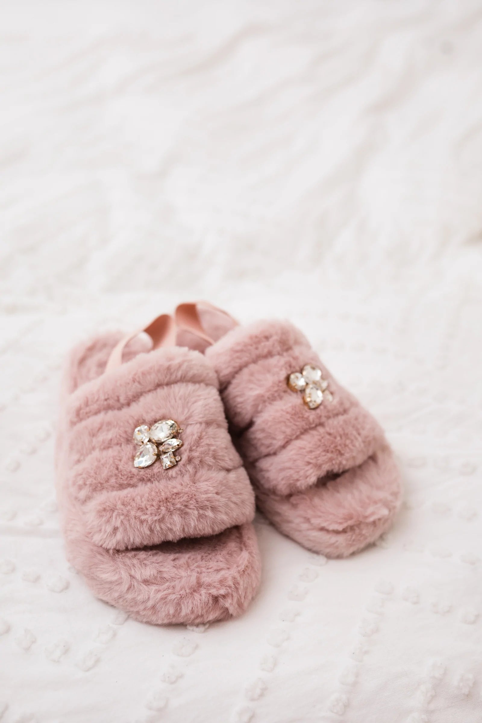 Faux fur best sale slingback slippers