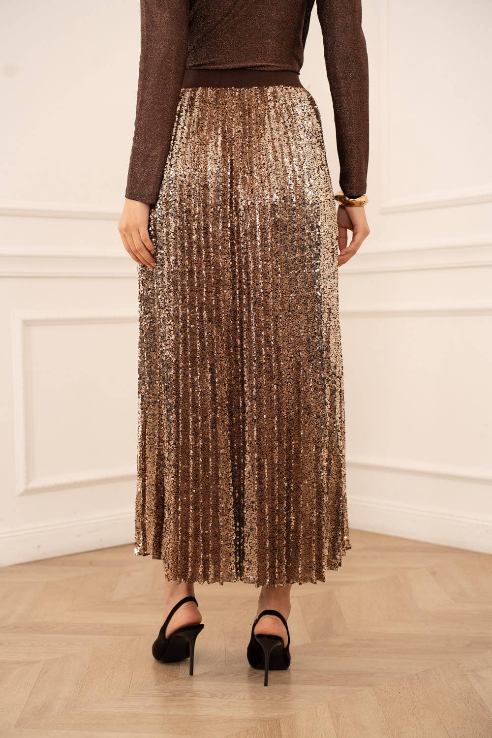 Sequin pleated skirt