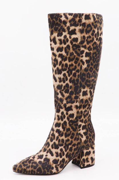 The cutest Leopard Boots!