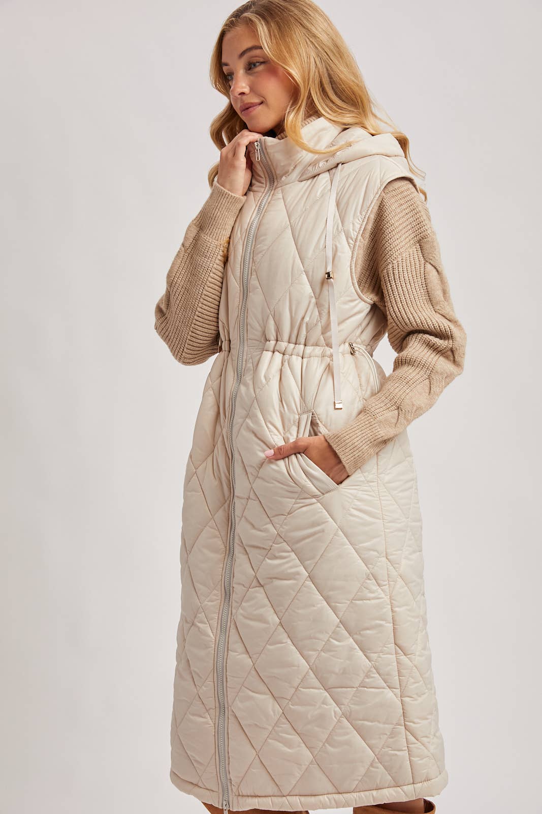Diamond Quilted  Puffer Vest: 2 Colors