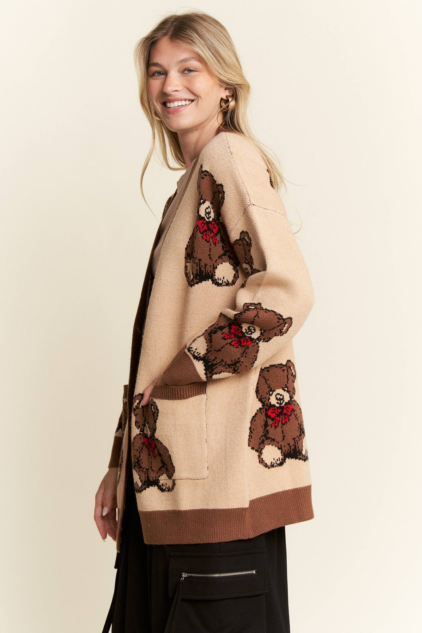 BEARY ADORABLE CARDIGAN