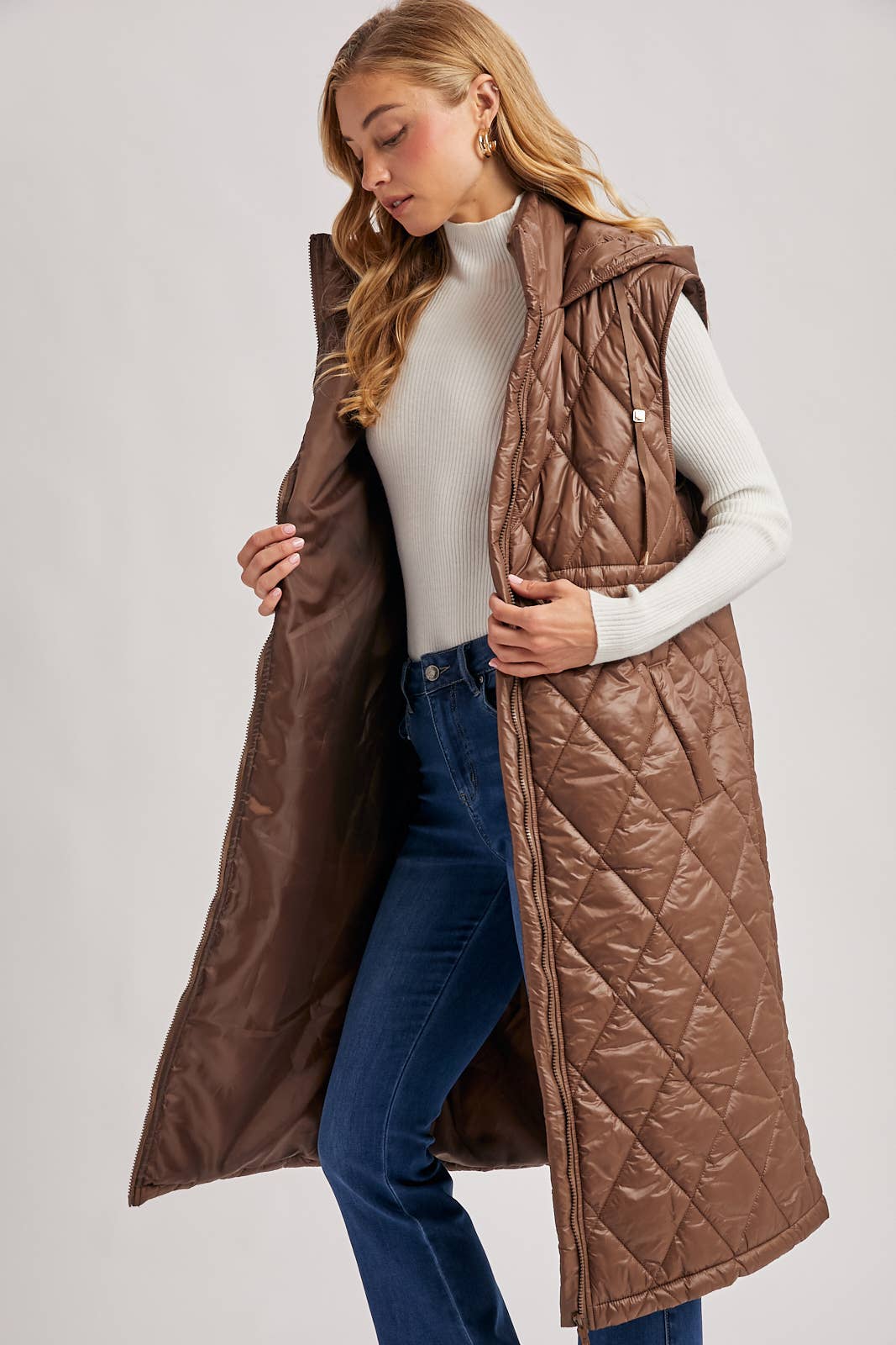 Diamond Quilted  Puffer Vest: 2 Colors