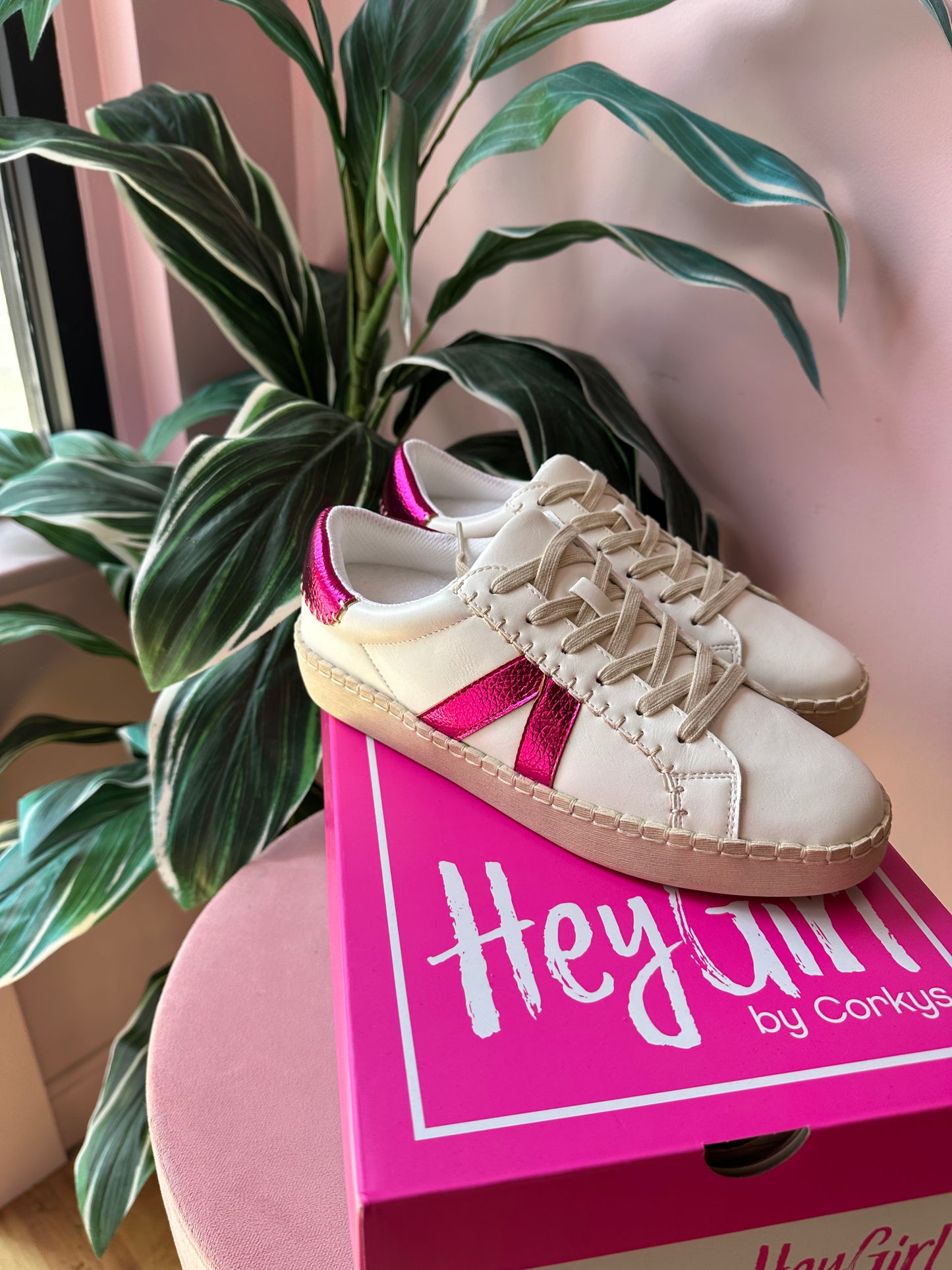 Hey Girl Friend Zone sneaker