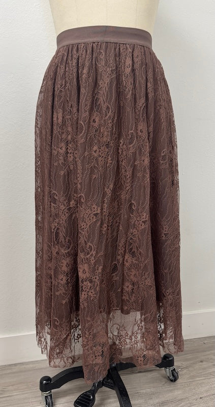 The Juliette Lace Skirt: Brown