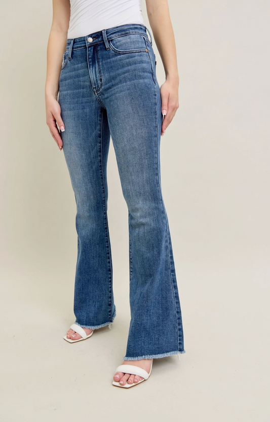 Size Inclusive Judy Blue: The Melody Jean