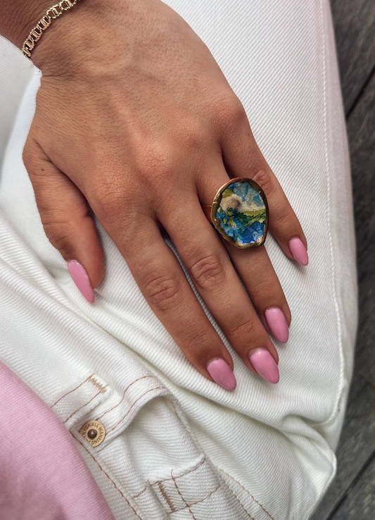 Hydrangea Oyster Treasure Ring