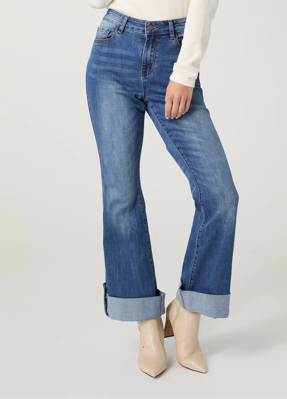 Soft Flare Ankle with Snap Roll Cuff