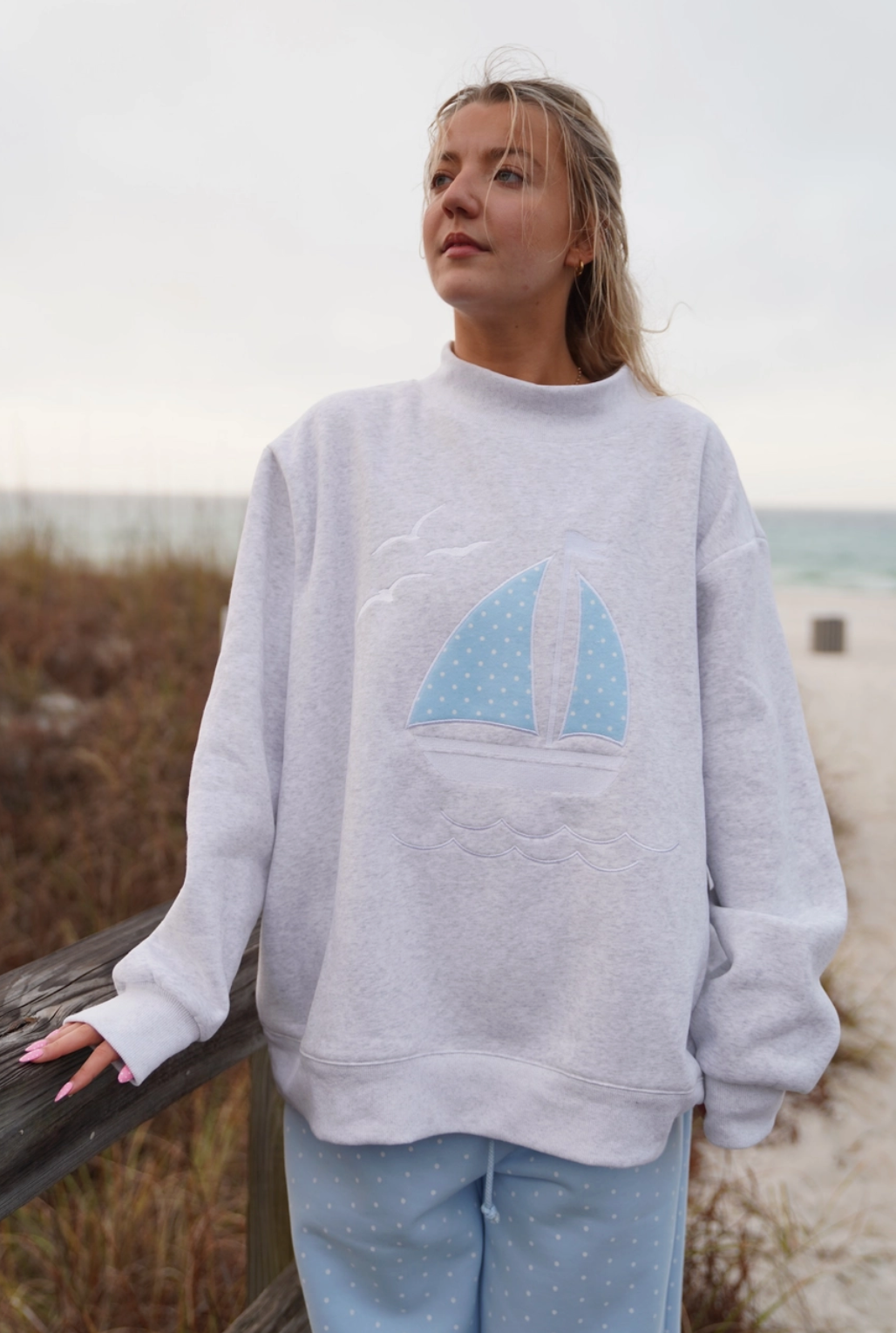 Polka Dot Sailboat Embroider Mockneck Sweatshirt