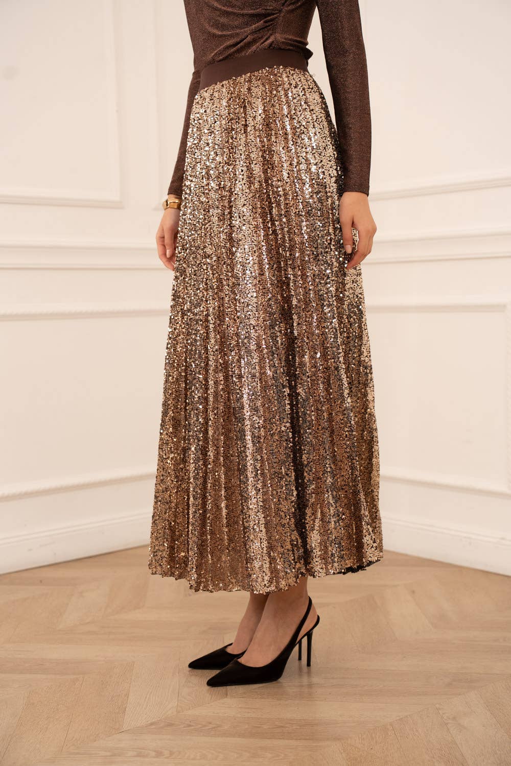 Sequin pleated skirt