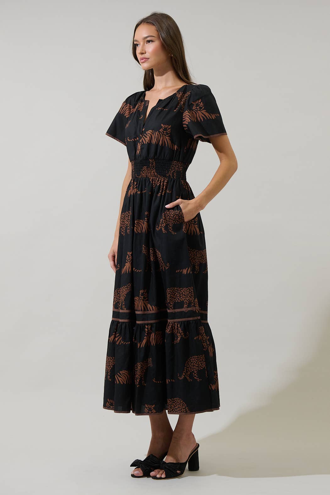 Zenzi Jungle Ordy Smocked Midi Dress